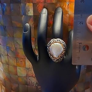 Genuine Large Natural Blister Pearl Swarovski black and gold crystals Sexy Ring